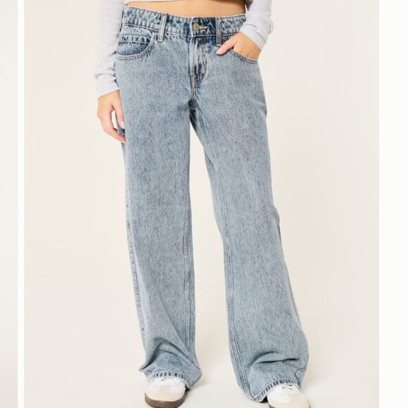 Hollister Low-Rise Medium Wash Baggy Jeans - Picture 1 of 4